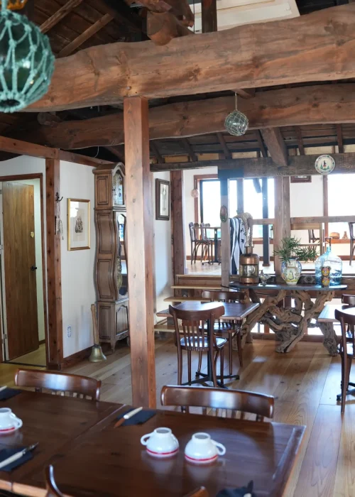 Le_Petit_Phare_inside-view